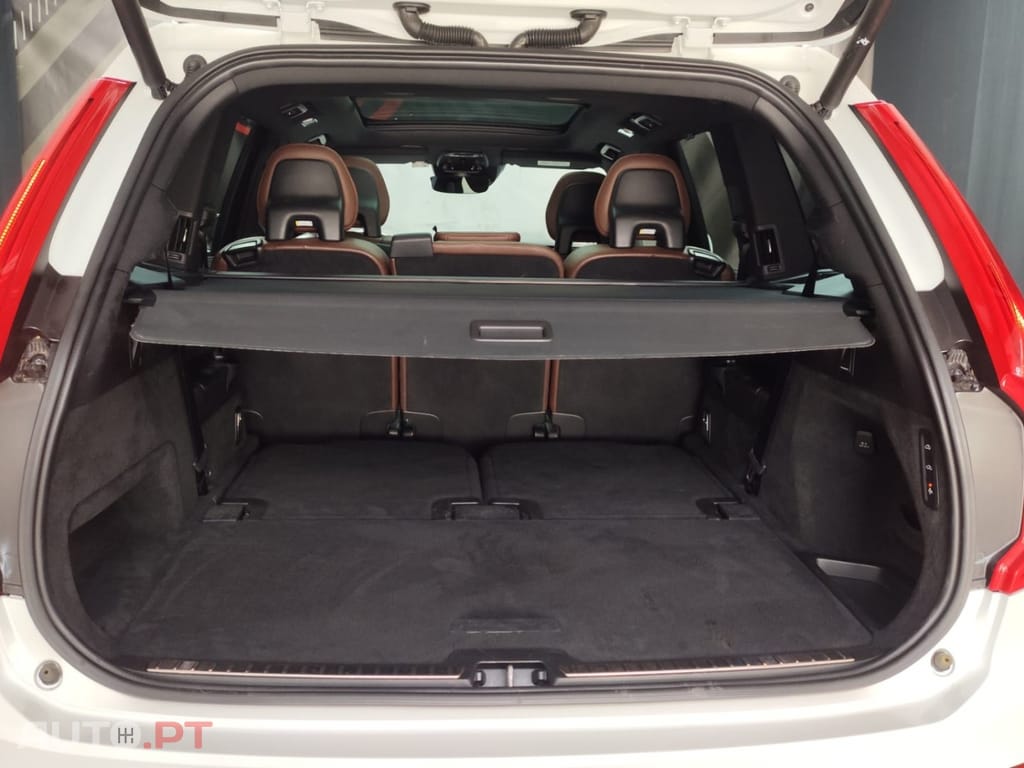 Volvo XC 90 2.0 T8 PHEV Inscription AWD — fotografia 8