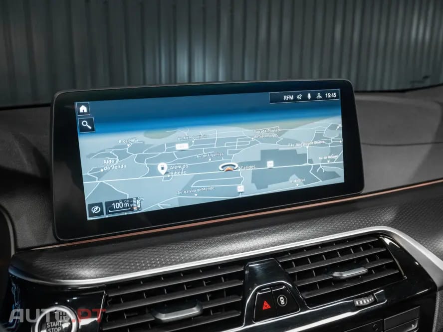 BMW 530 e Pack Desportivo M