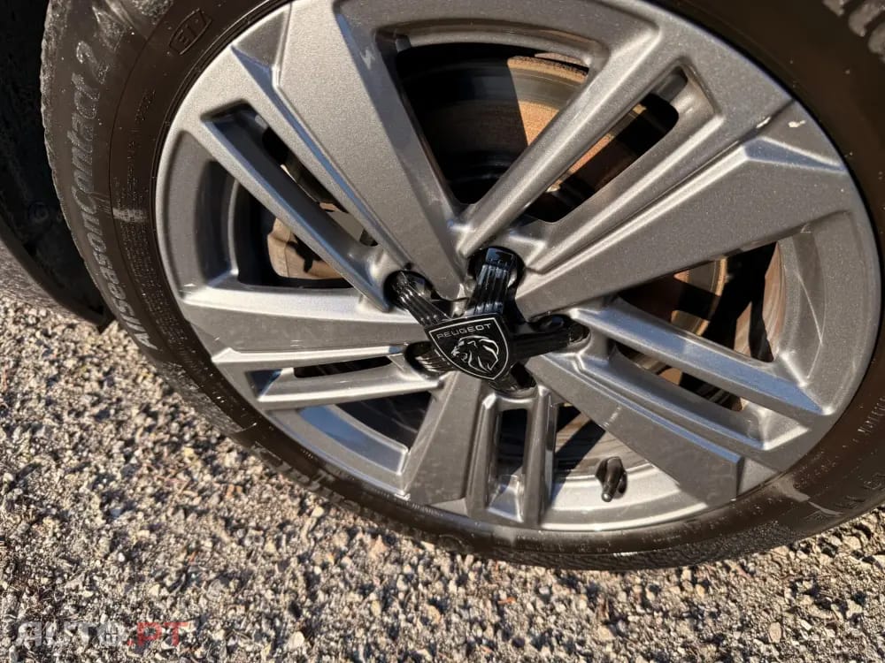 Peugeot 308 SW 1.5 BlueHDi Active Pack — fotografia 31