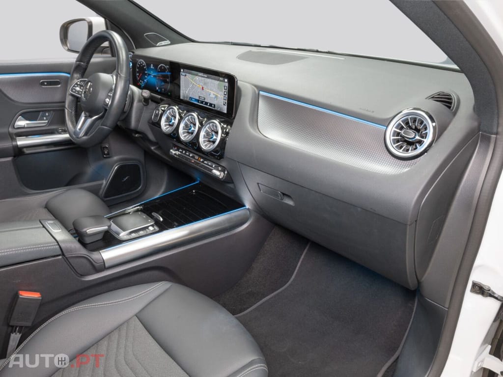 Mercedes-Benz EQA 350 4M Progressive LED I.V.A DEDUTIVEL 