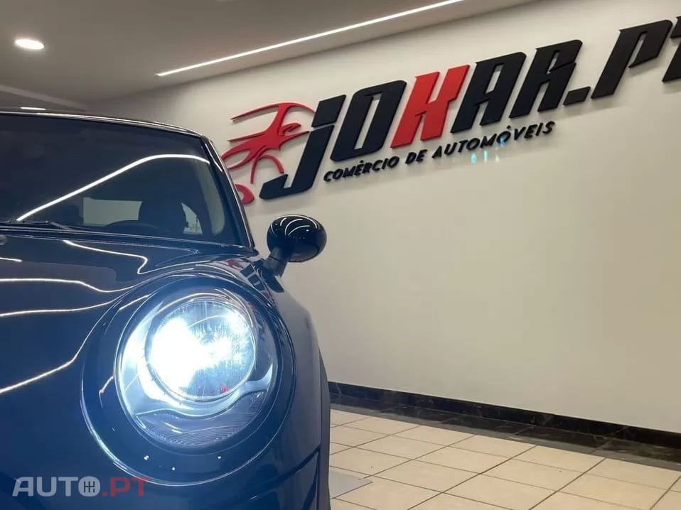 MINI One D BLACK DETAILS
