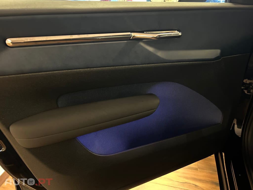 Volvo EX30 69 kWh Single Motor Extended Range Plus