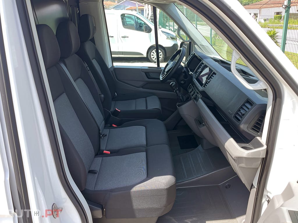 Volkswagen Crafter 2.0 TDI L3H3 IVA Dedutível