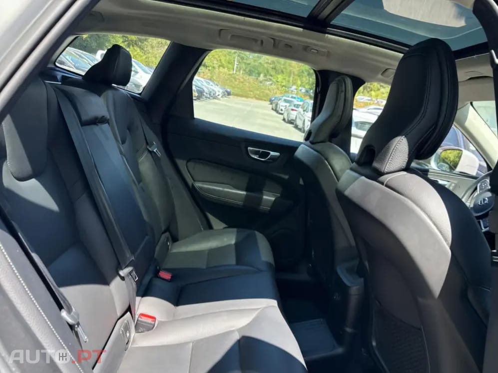 Volvo XC60 2.0 T6 PHEV Inscription AWD
