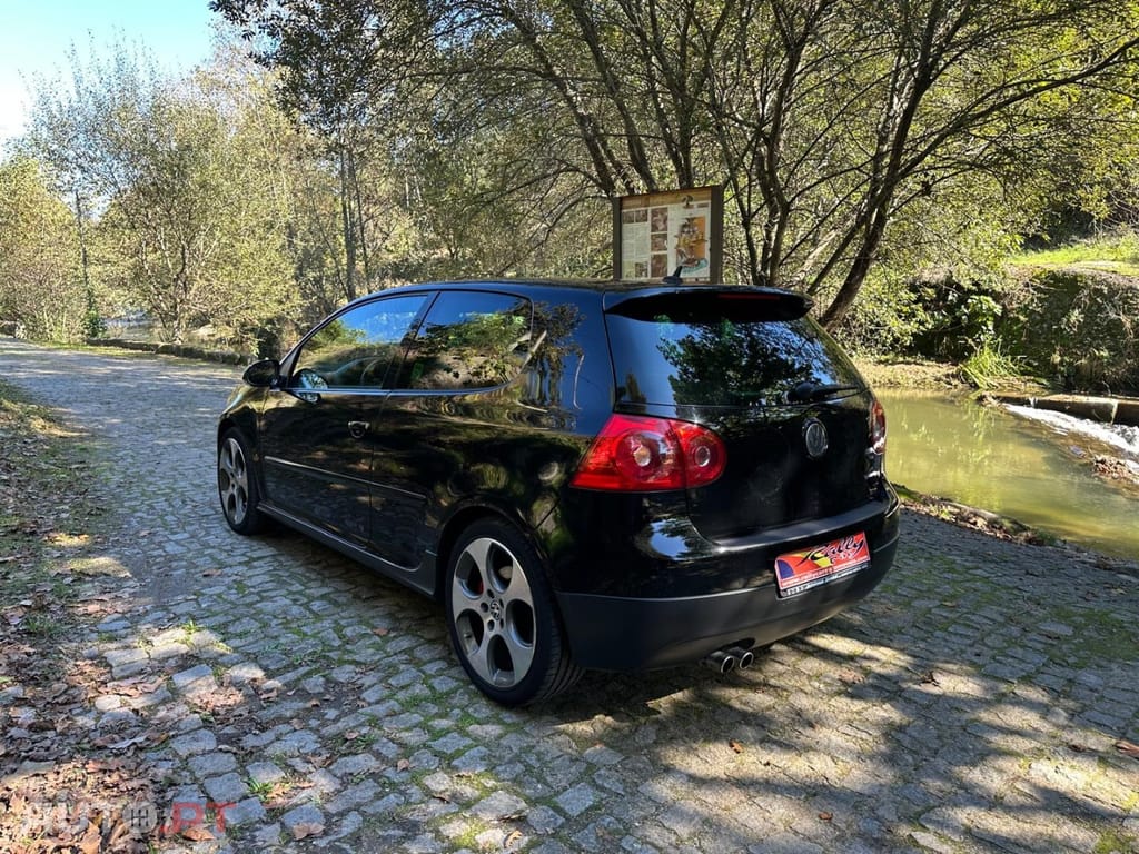 Volkswagen Golf 2.0 GTi