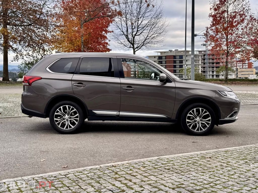 Mitsubishi Outlander 2.2 DI-D Intense