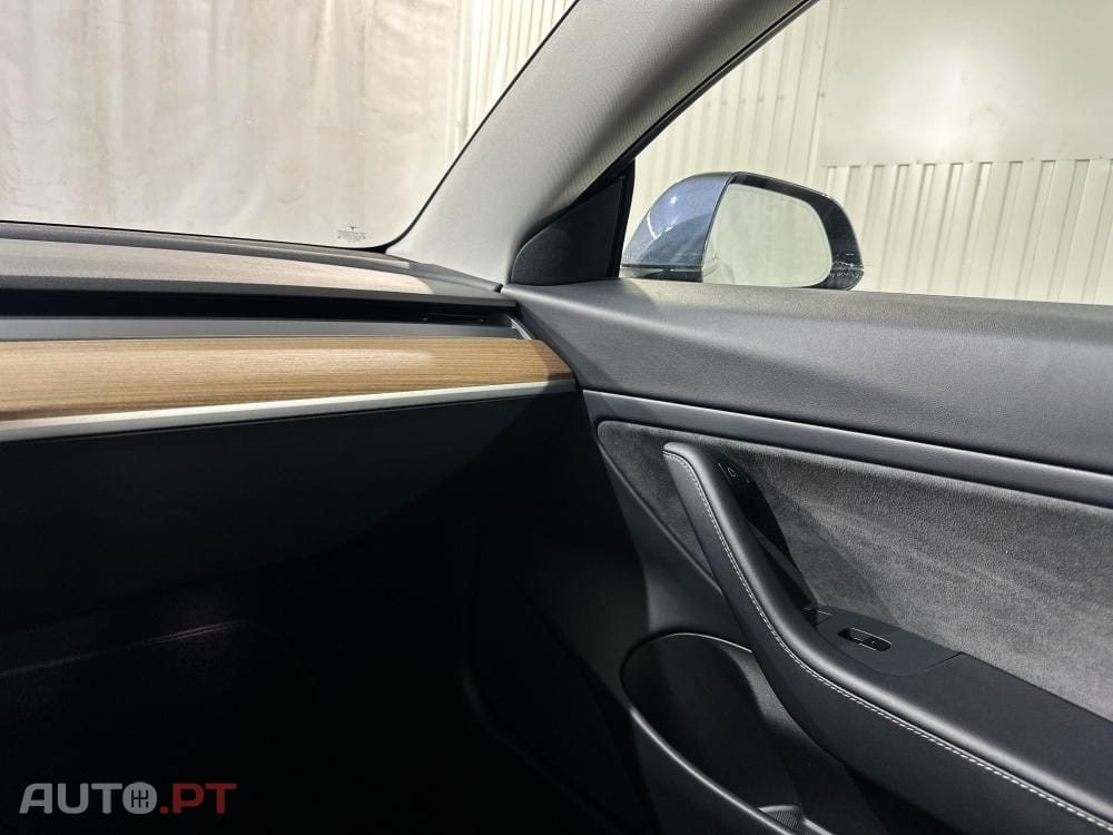 Tesla Model 3 Long Range AWD Dual Motor