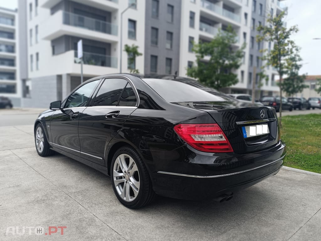 Mercedes-Benz C 180 CGi Avantgarde BlueEfficiency Aut.