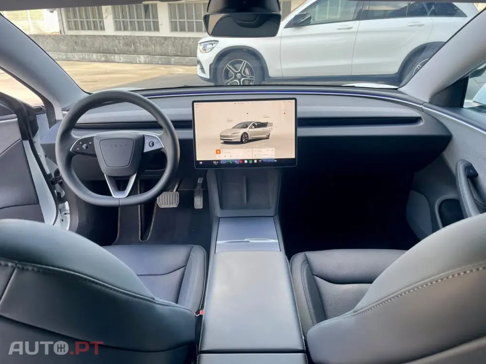 Tesla Model 3 Tração Traseira