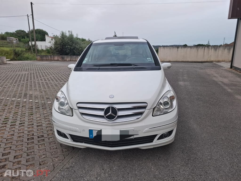 Mercedes-Benz 180 B