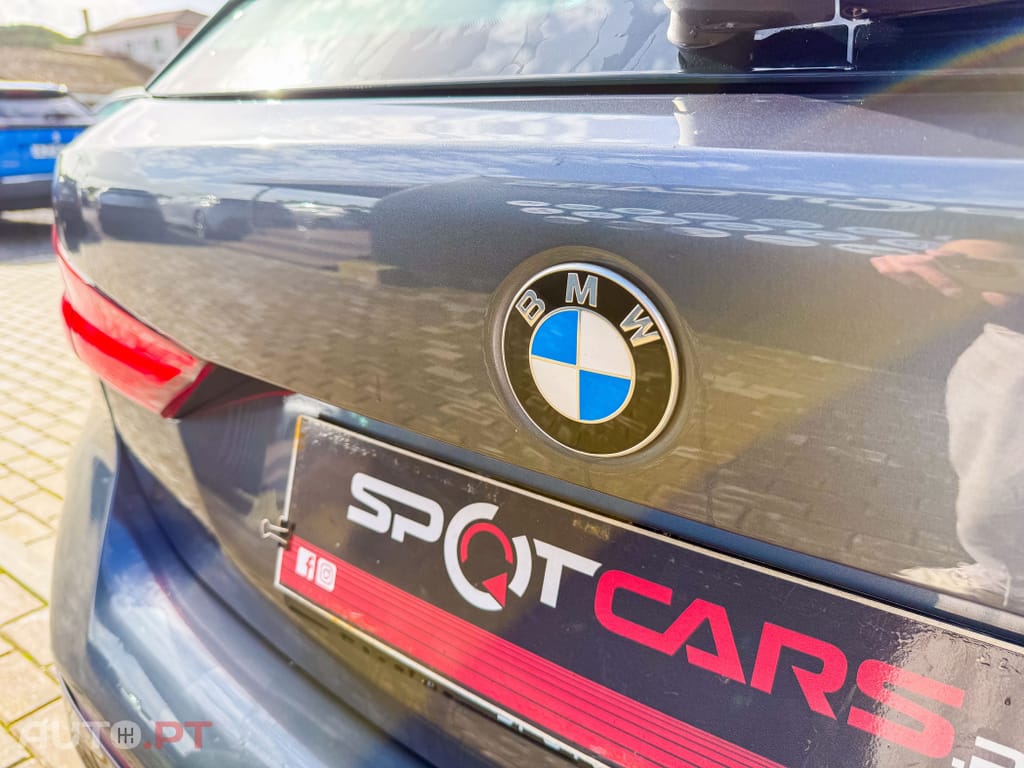 BMW 116 d Pack Desportivo M