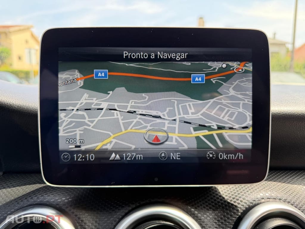 Mercedes-Benz A 180 d AMG Line