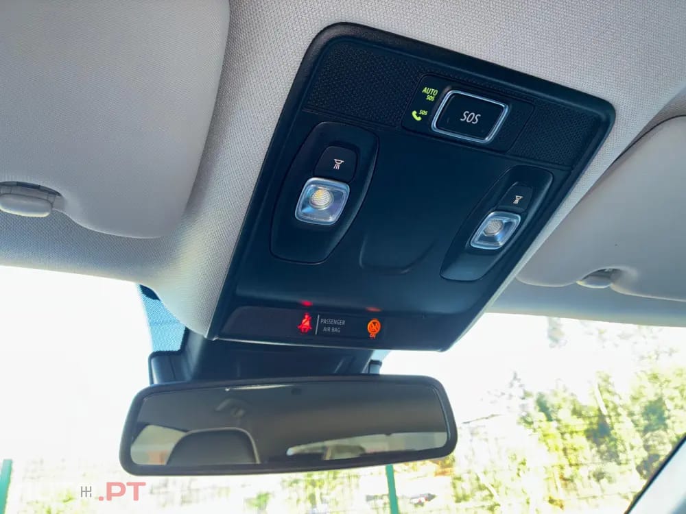 Renault Captur 1.6 HYBRID E-TECH INTENS