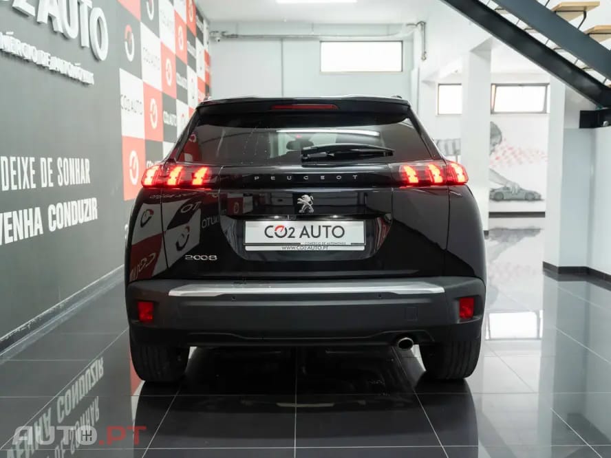 Peugeot 2008 1.5 BlueHDi Active Pack EAT8