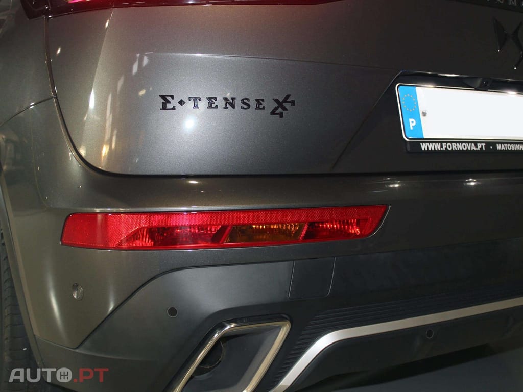 DS DS7 E-Tense 4x4 Performance Line +