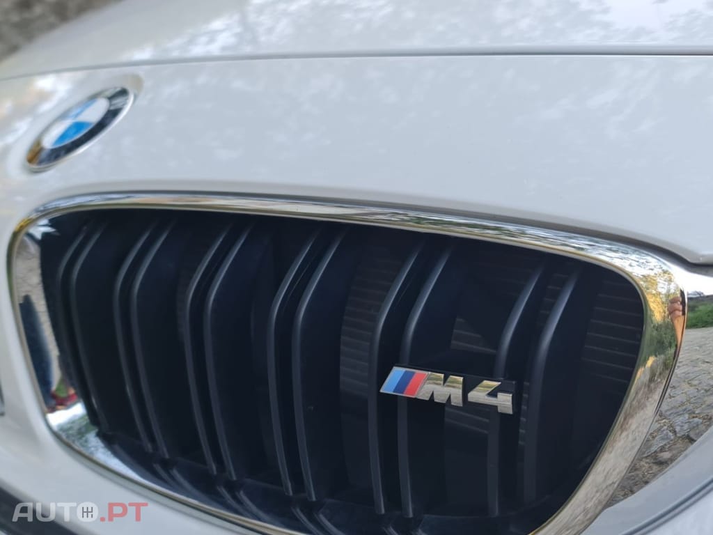 BMW M4 Auto