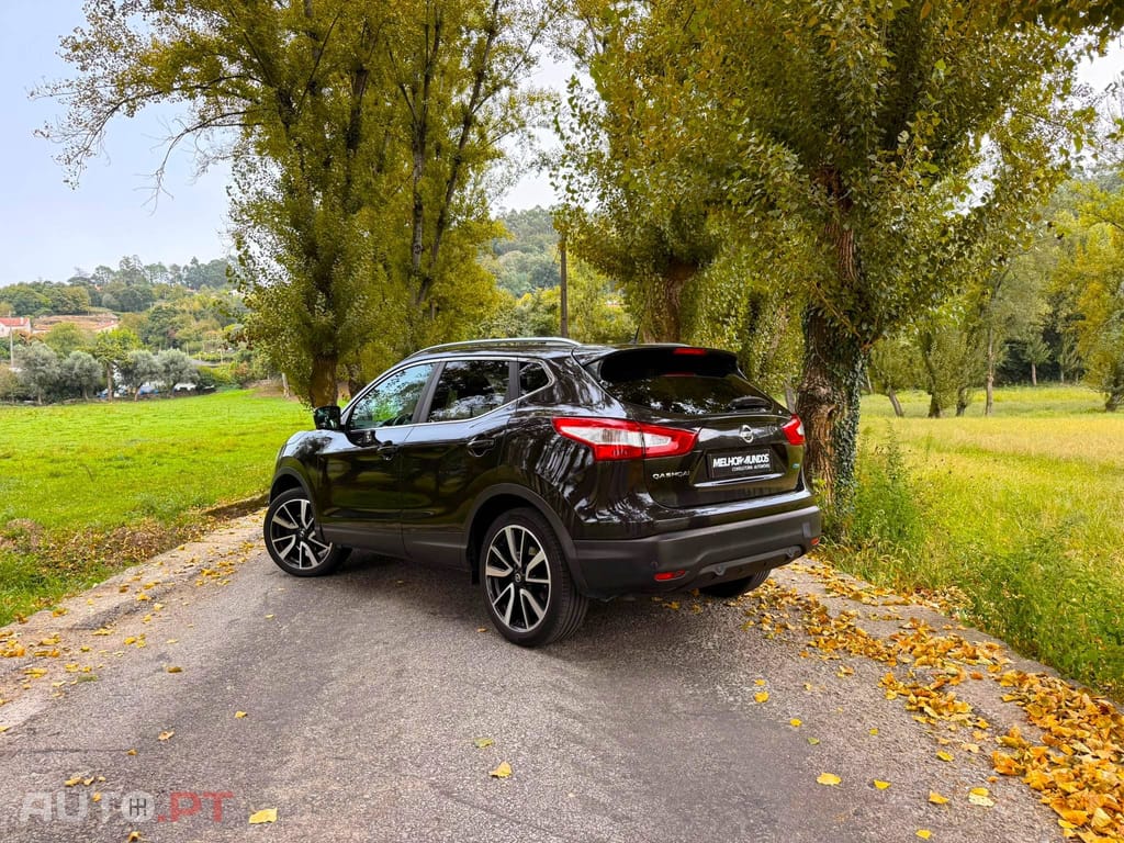 Nissan Qashqai 1.5 dCi Tekna Pele