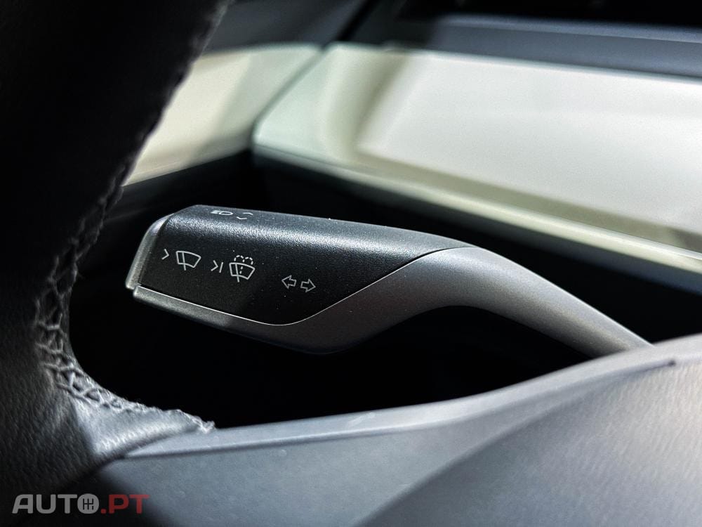 Tesla Model Y Performance Dual Motor AWD