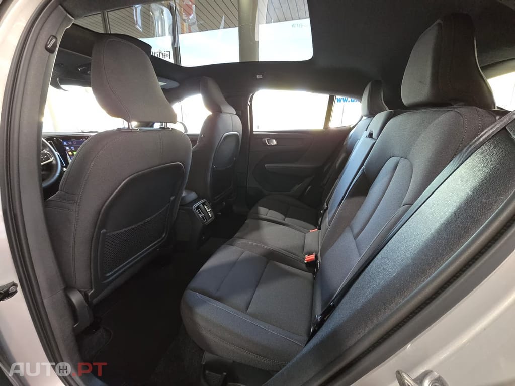 Volvo C40 Recharge Core