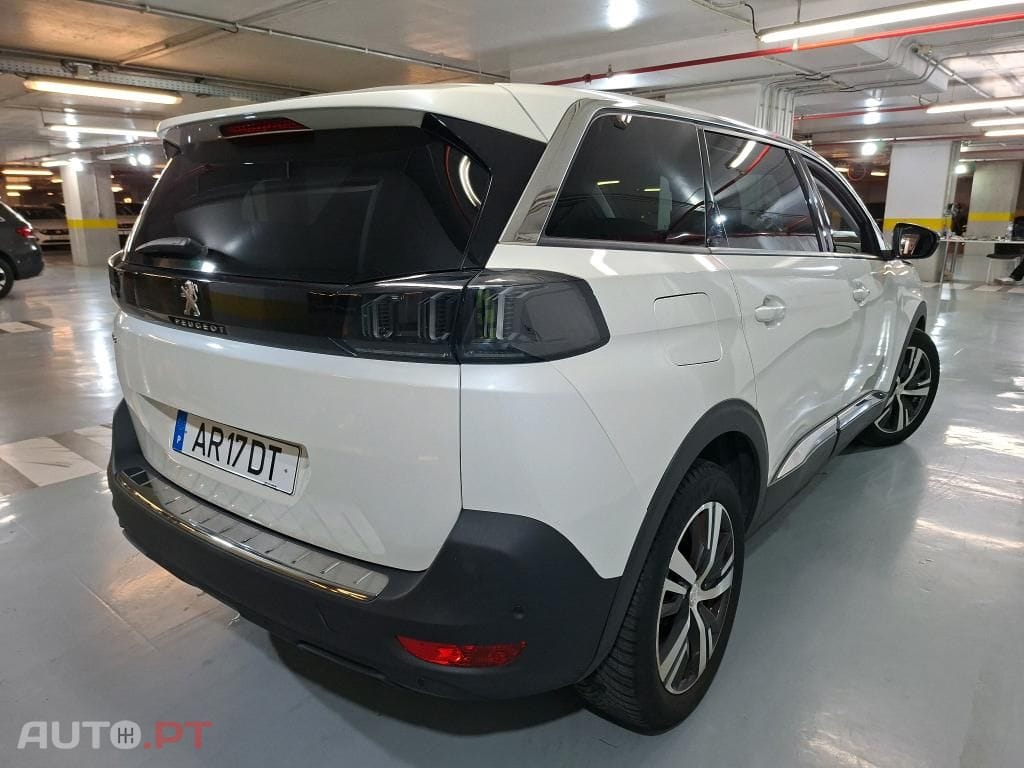 Peugeot 5008 1.5 BlueHDi Allure