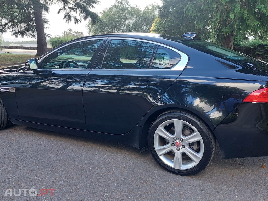 Jaguar XE Prestige