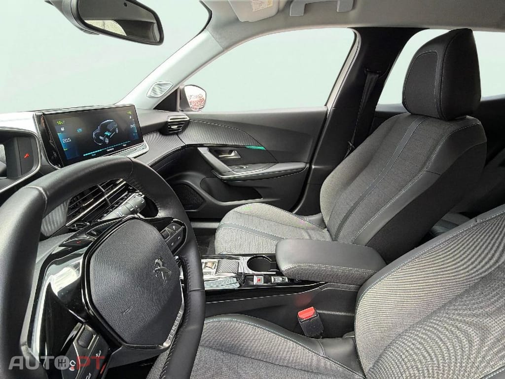 Peugeot E-2008 Allure