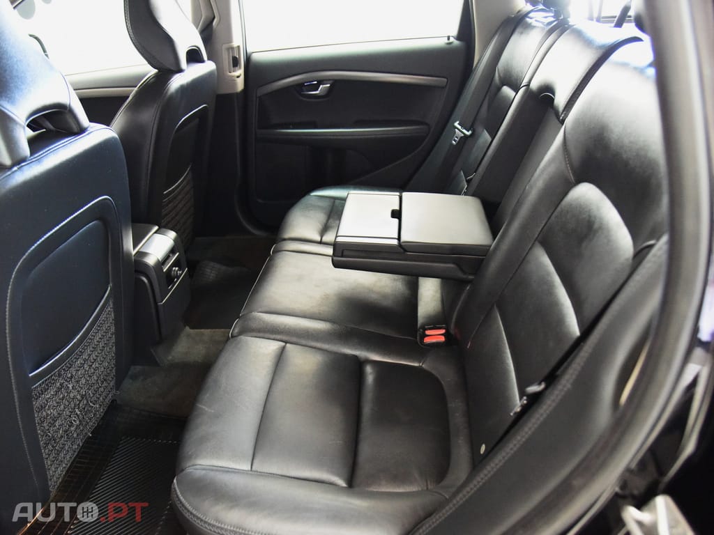 Volvo XC70 2.0 D4 Momentum Geartronic