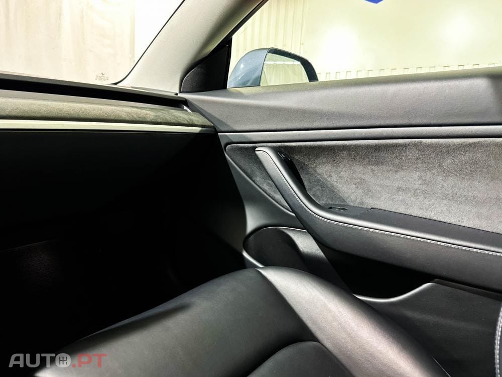 Tesla Model 3 Long Range AWD Dual Motor