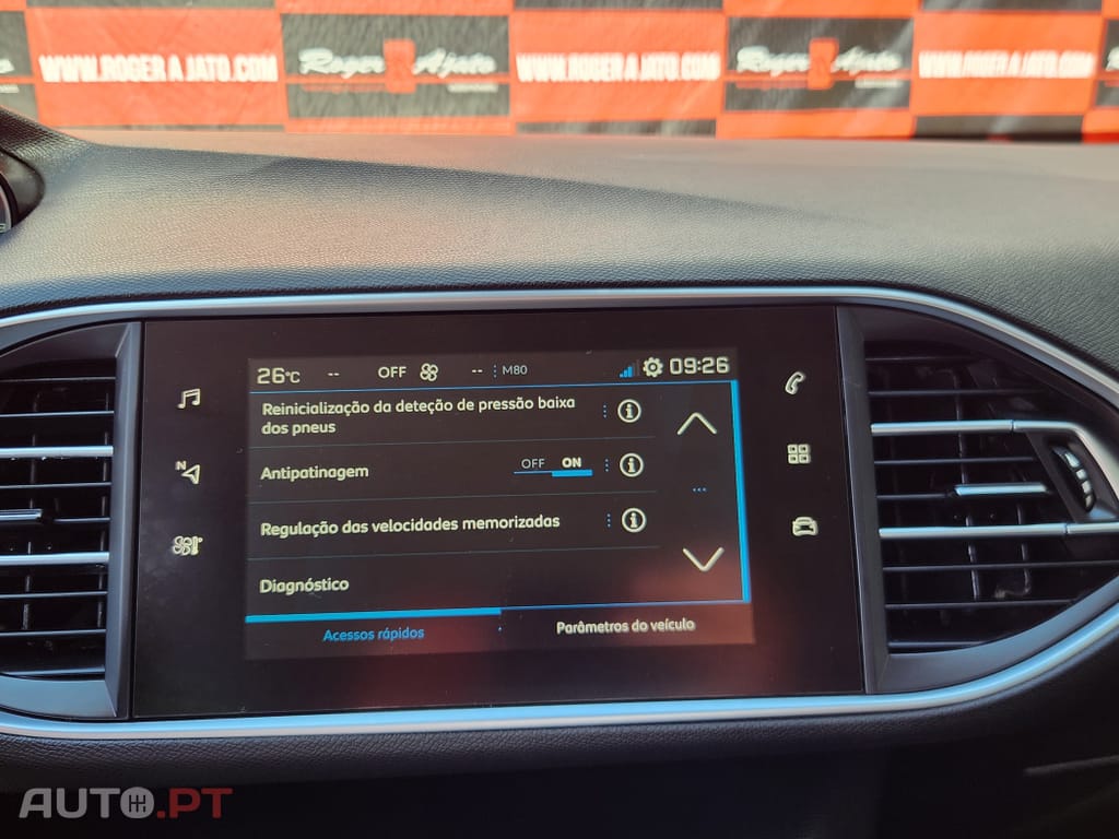 Peugeot 308 1.5 BlueHDi Business Line