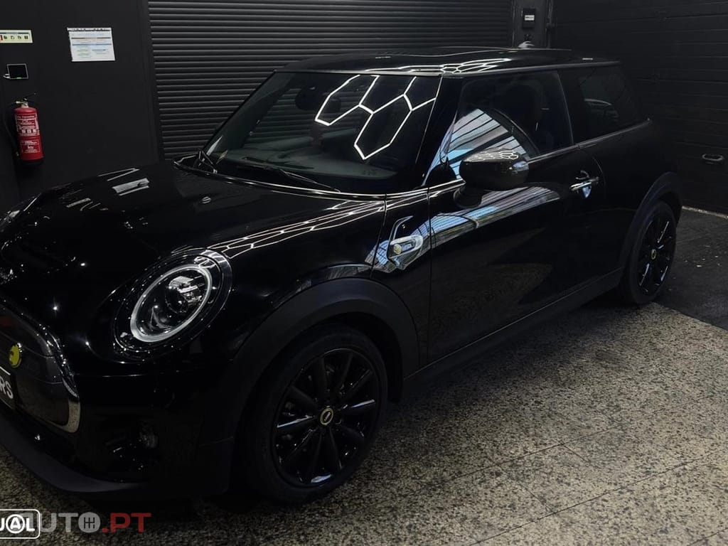 MINI Cooper Cooper SE