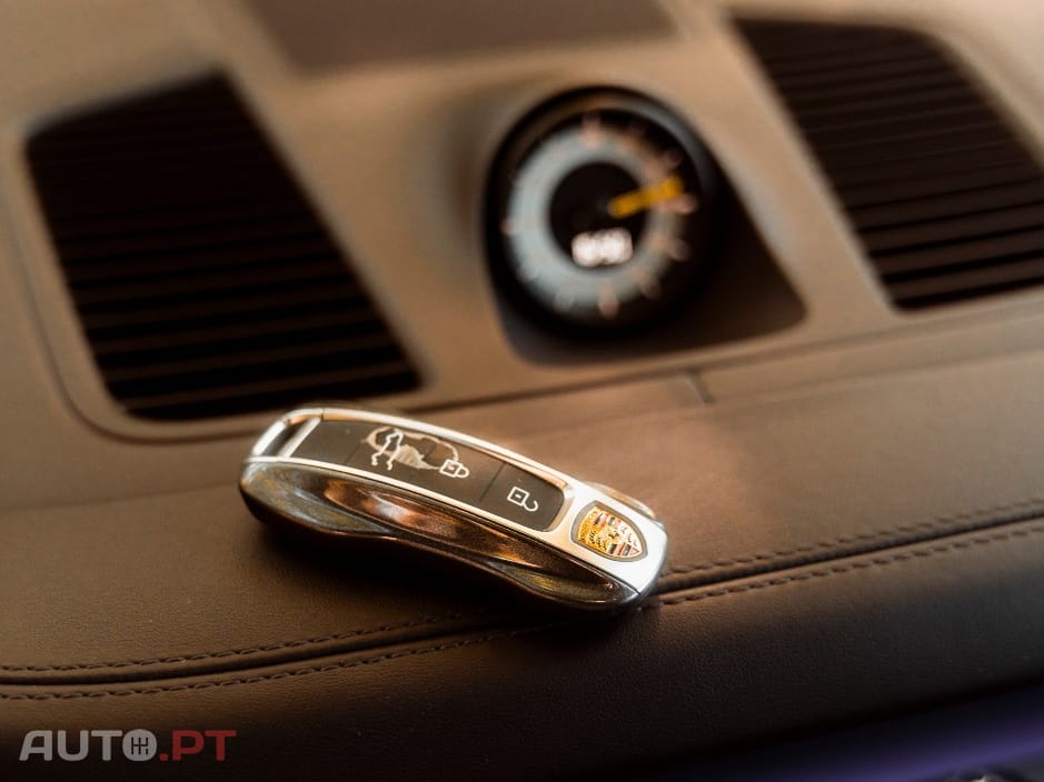 Porsche Cayenne E-Hybrid Platinum Edition