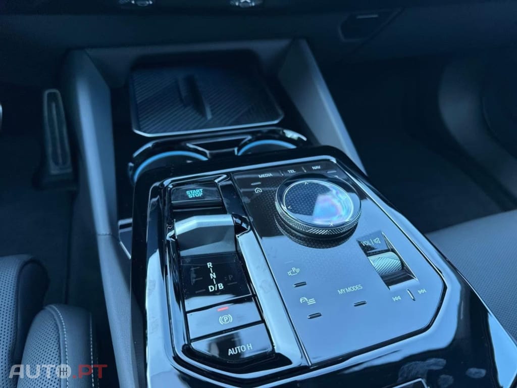 BMW i5 I.V.A DEDUTIVEL M60 xDrive Touring  
