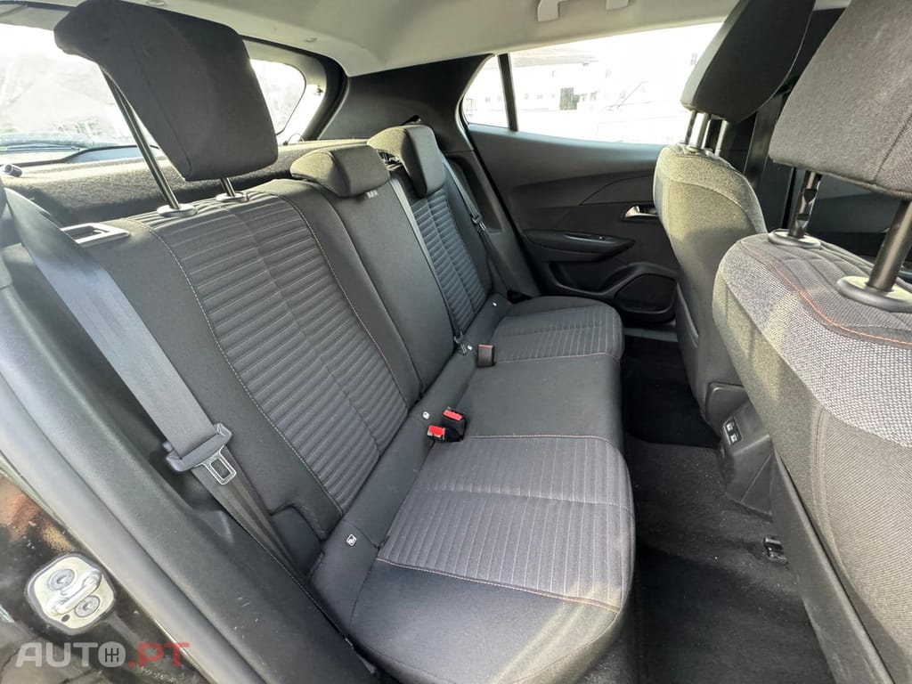 Peugeot 2008 1.2 PureTech Allure Pack EAT8