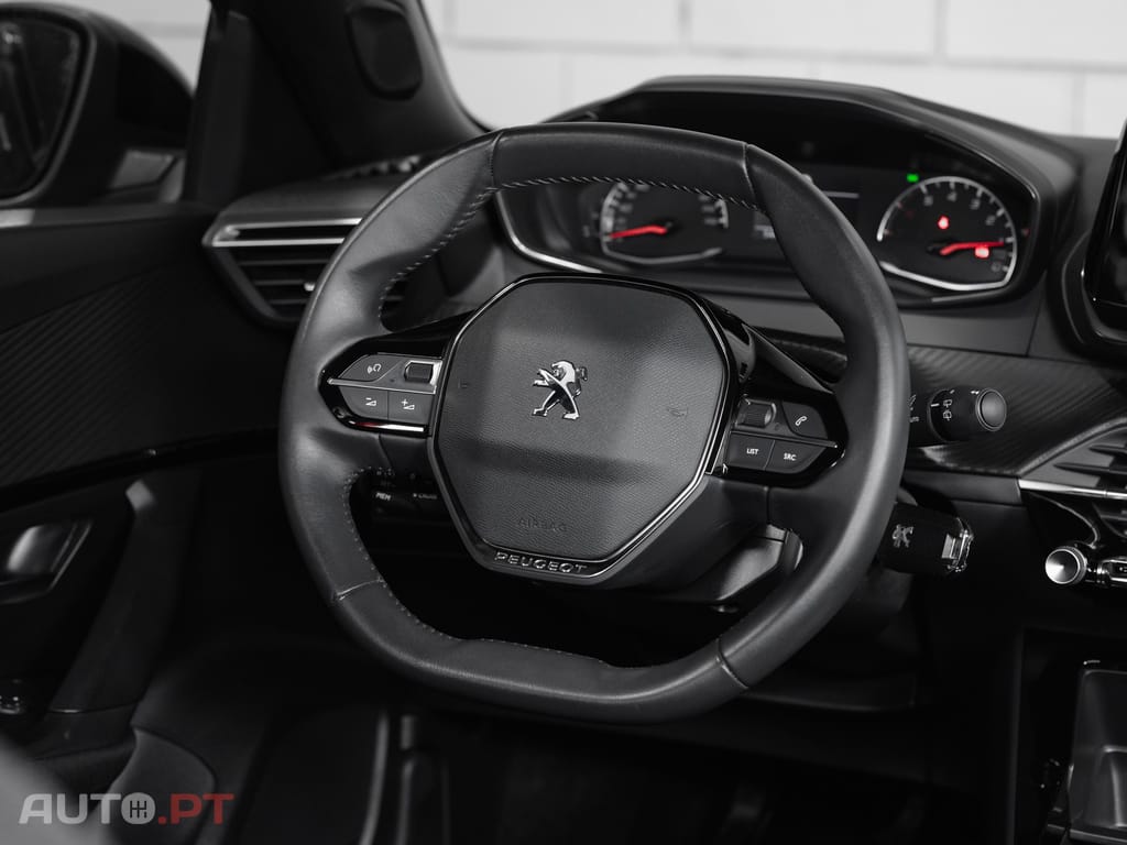 Peugeot 2008 1.2 PureTech Active