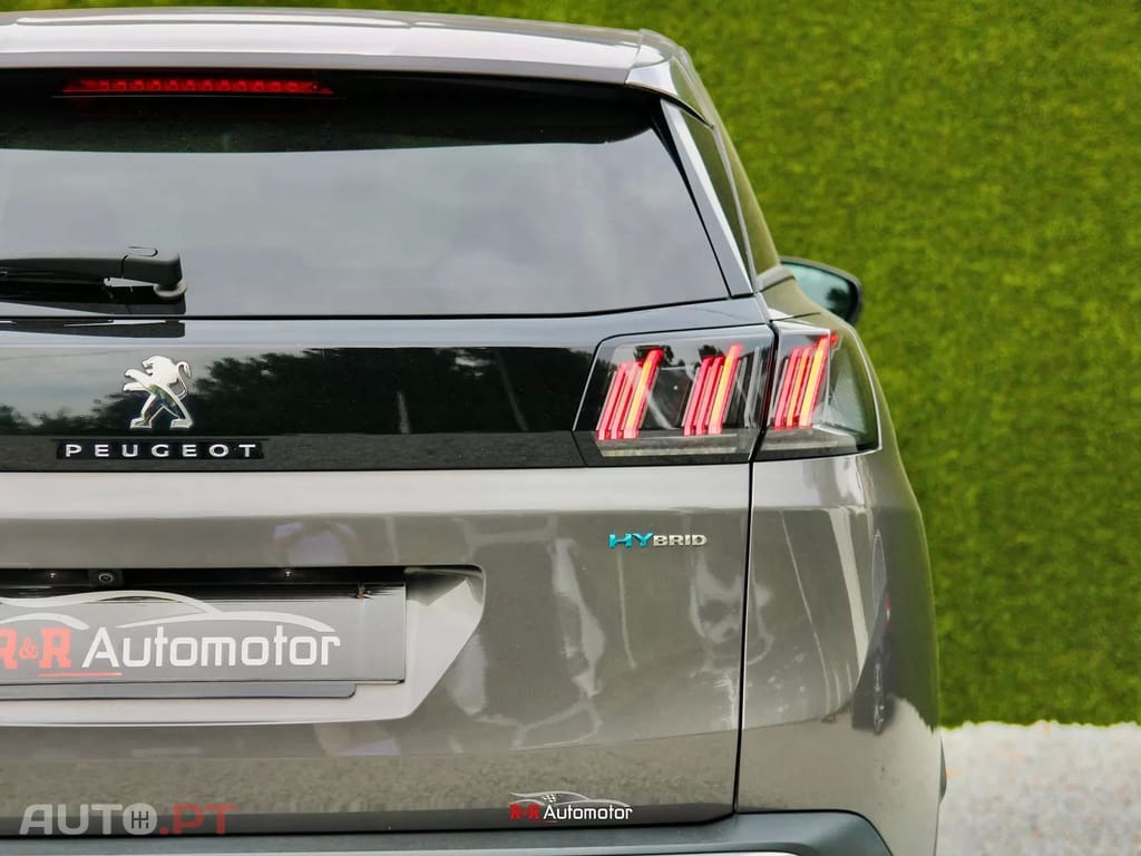 Peugeot 3008 1.6 Hybrid Allure e-EAT8