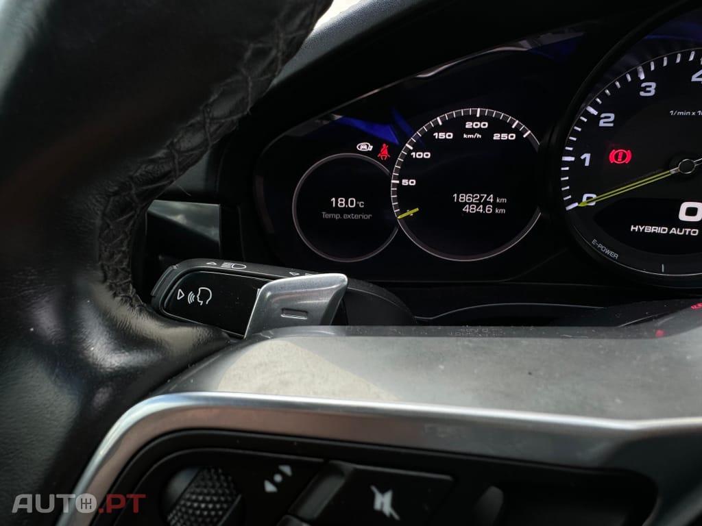 Porsche Cayenne E-Hybrid Tiptronic S