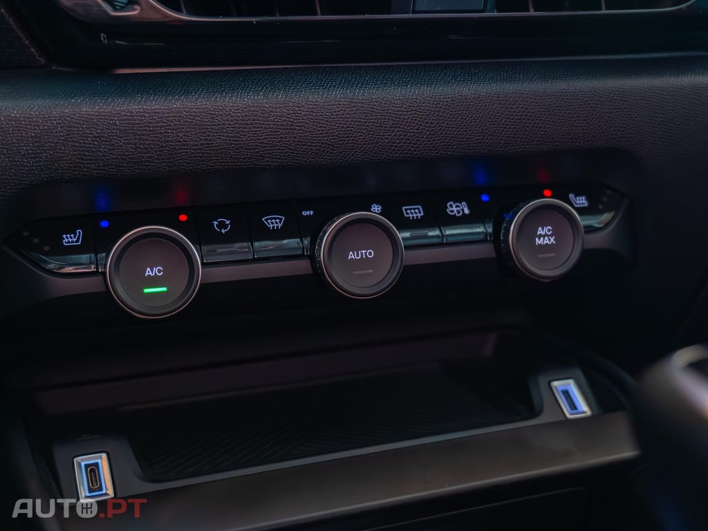 Citroen C4 BlueHDi 110 Stop&Start SHINE
