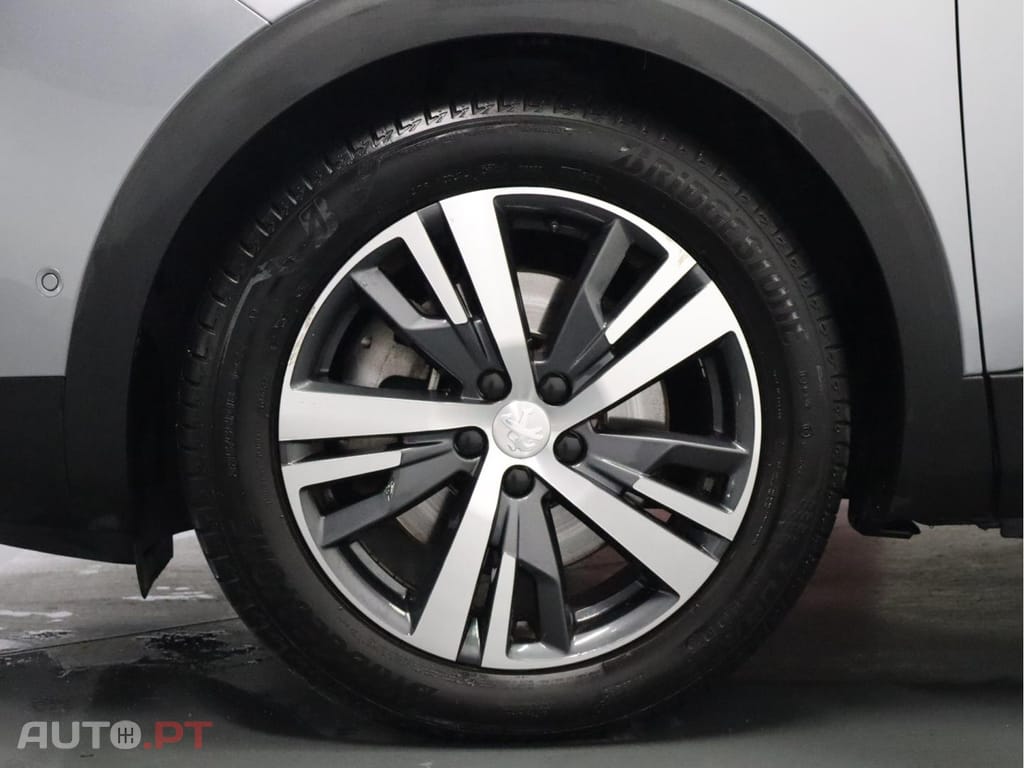 Peugeot 3008  1.6 Híbrido Allure e-EAT8