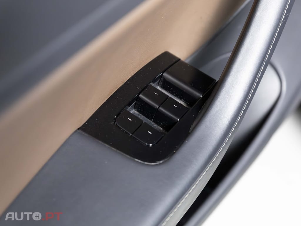 Tesla Model 3 Standard Range Plus RWD