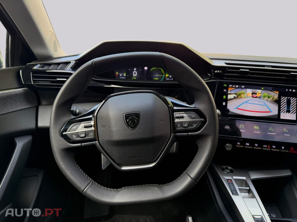 Peugeot 408 MHEV Allure