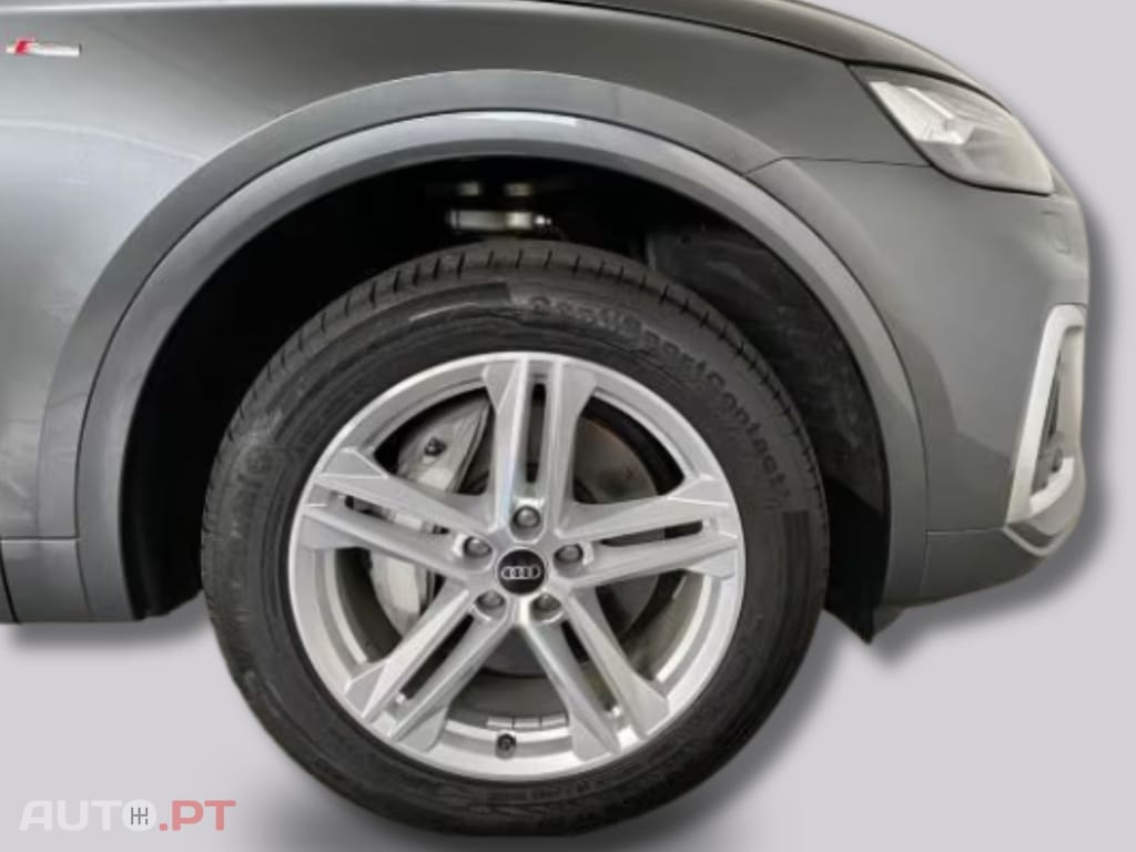 Audi Q5 I.V.A DEDUTÍVEL  50 TFSI e S line 
