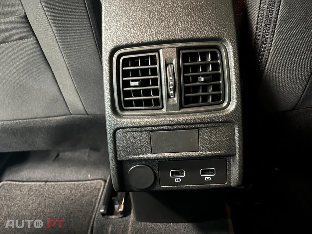 Renault Arkana E-TECH  HYBRID I.V.A DEDUTÍVEL