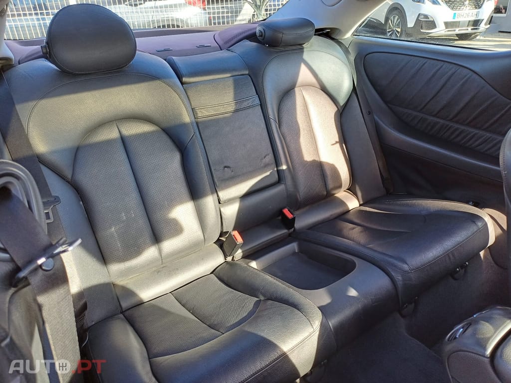 Mercedes-Benz CLK 270 Outro