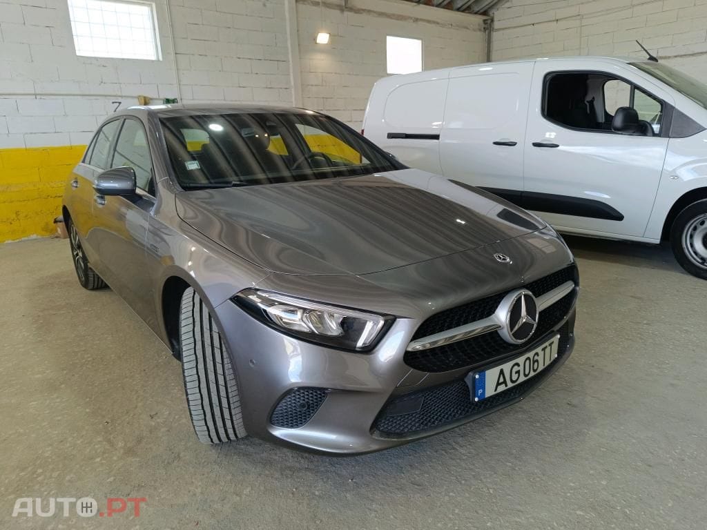 Mercedes-Benz A 250 e Style Plus