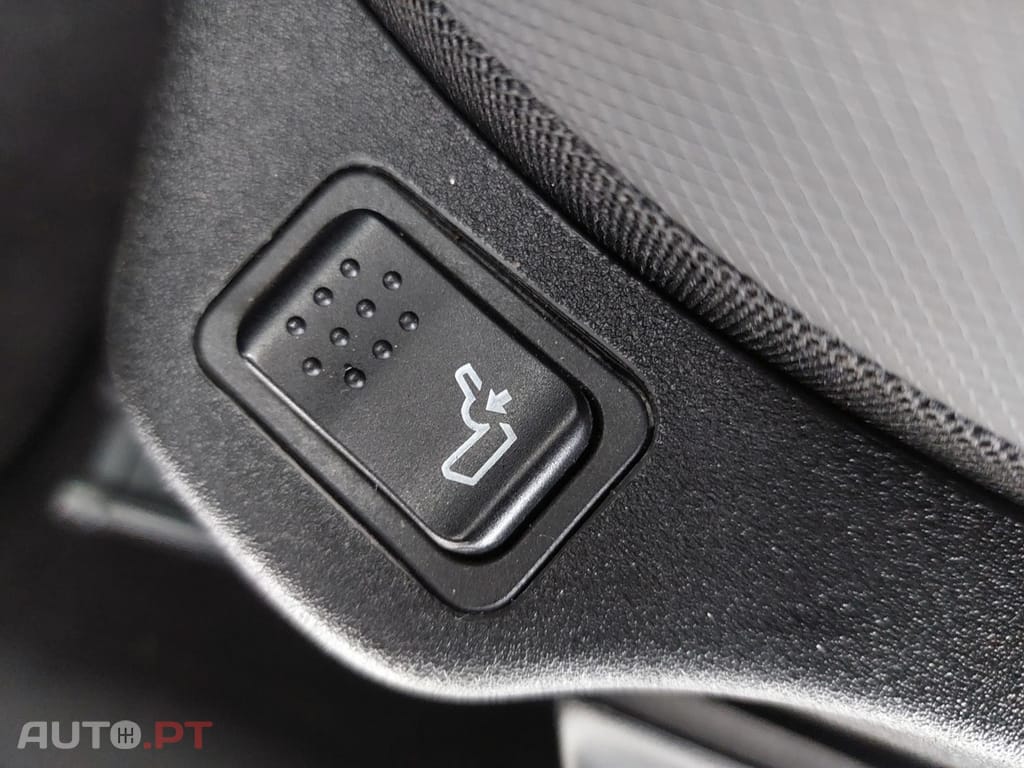 Jeep Renegade 1.4 MultiAir Active Drive Auto Limited