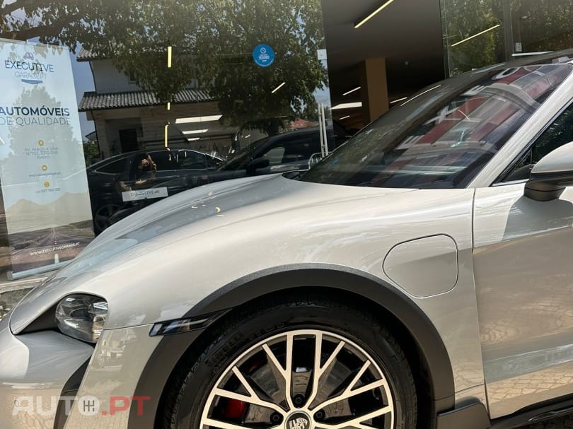Porsche Taycan GTS Sport