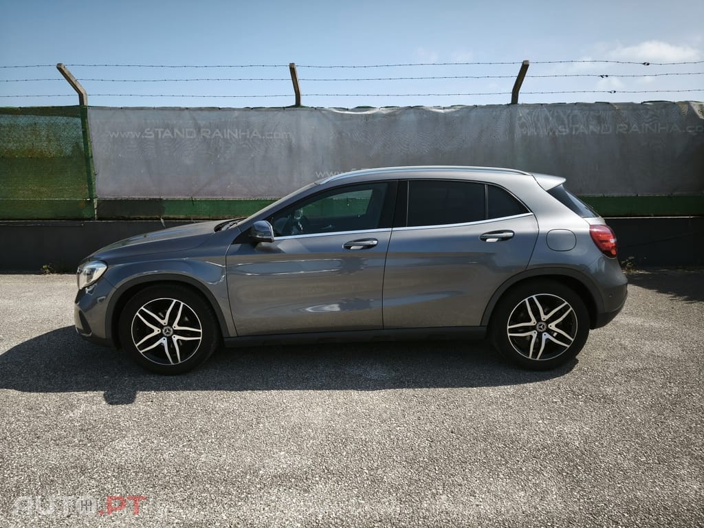 Mercedes-Benz GLA 220 d 4-Matic