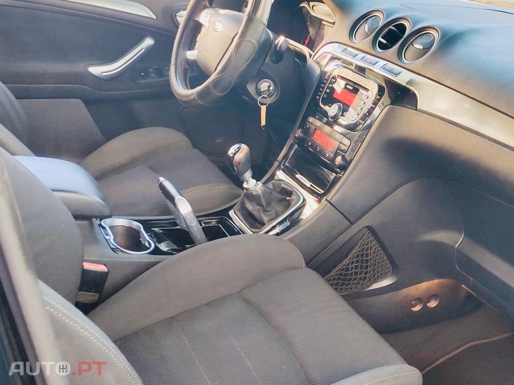 Ford S-Max 2.0 TDCi Trend 7L