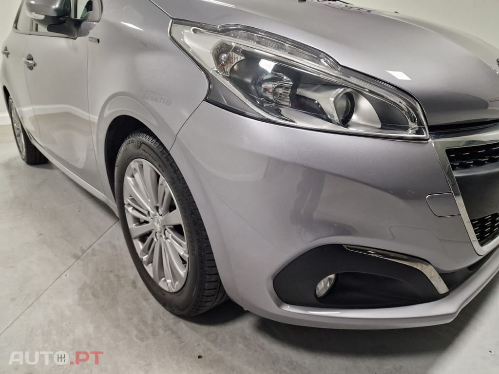 Peugeot 208 1.5 BLUEHDI 102CV SIGNATURE GPS CAMARA TRASEIRA