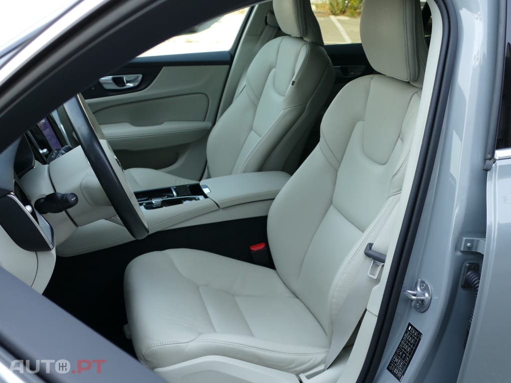 Volvo V60 2.0 T6 AWD TE Core
